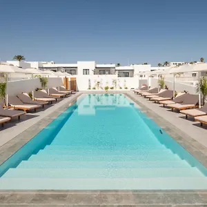 https://nazaret-beach-adults-only.in-canary-islands.com